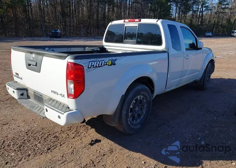 2016 Nissan Frontier Pro-4X z USA, uszkodzony, nr VIN 1N6AD0CW2GN703747